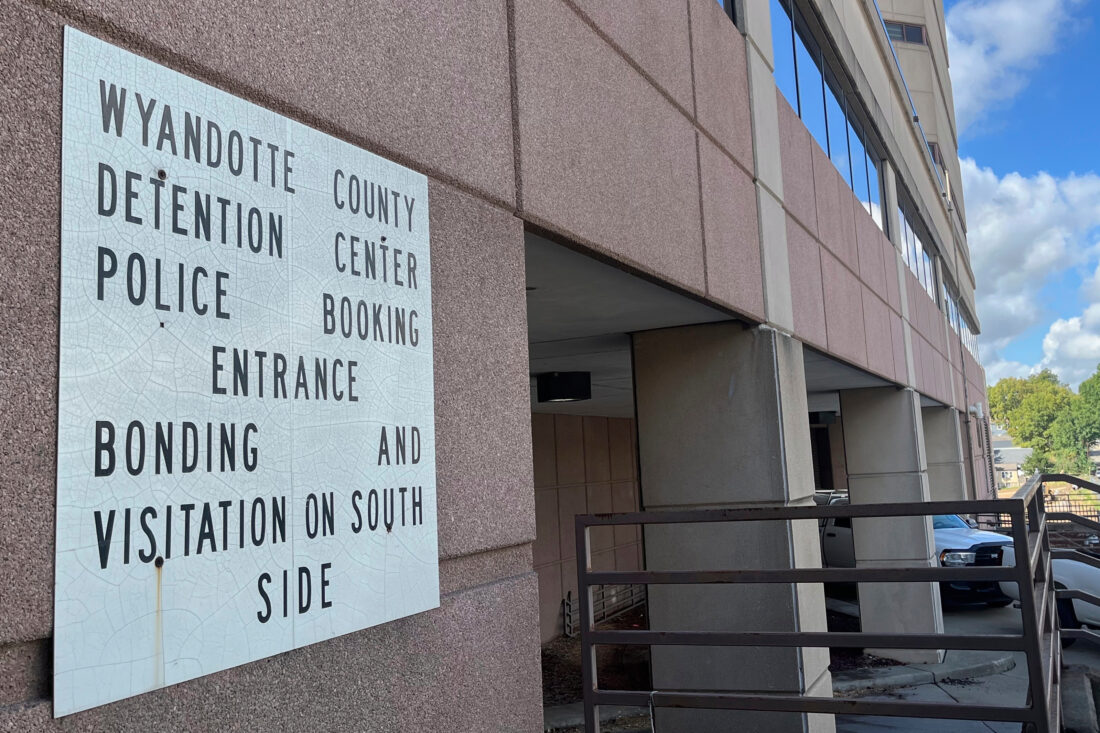 Wyandotte County deputy charged with murder in the death of a man in ...